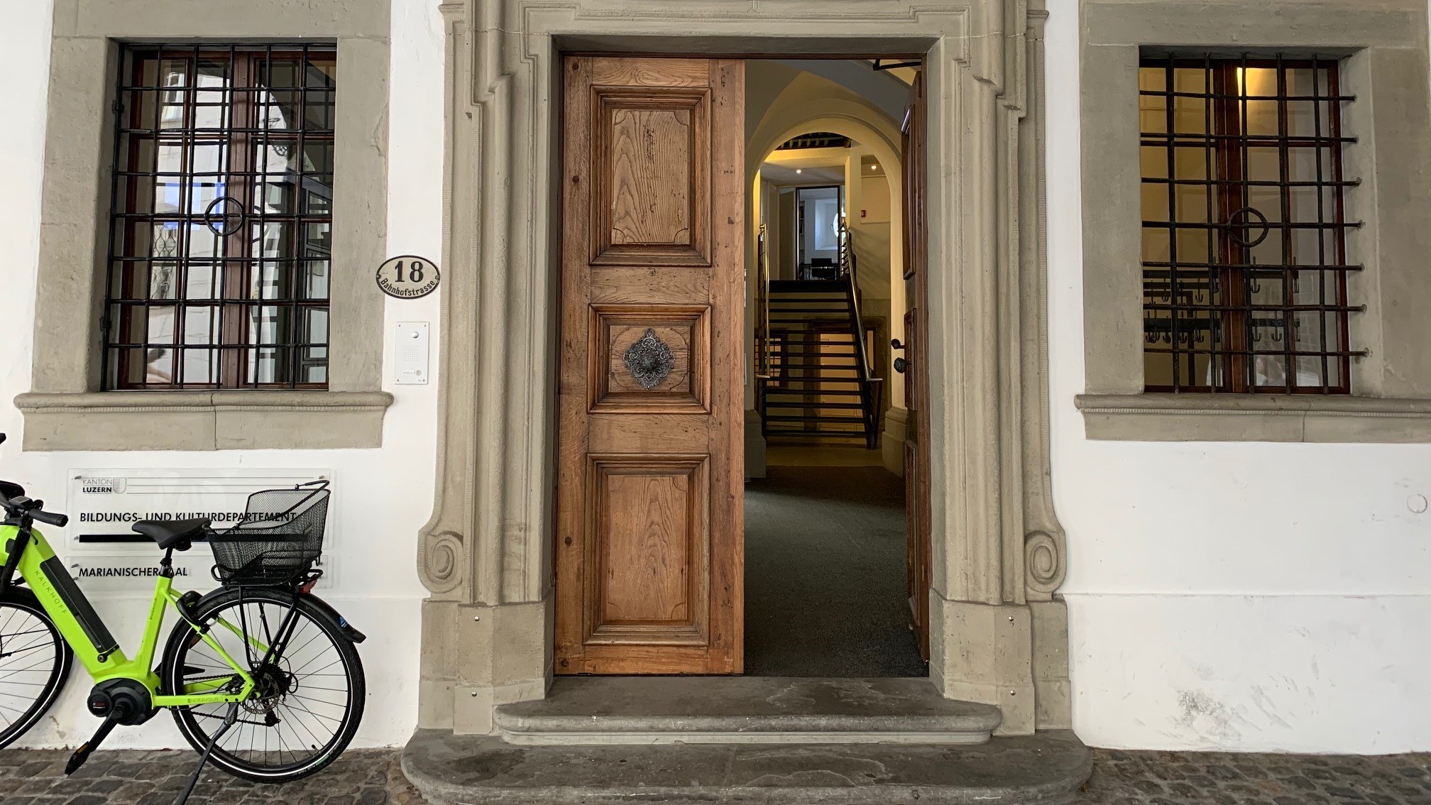 Eingang Bildungs- und Kulturdepartement, Kt. Luzern