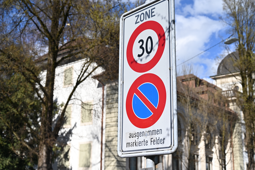 Tempo 30 Verkehrssignal Verkehrssicherheit Lärmreduktion 