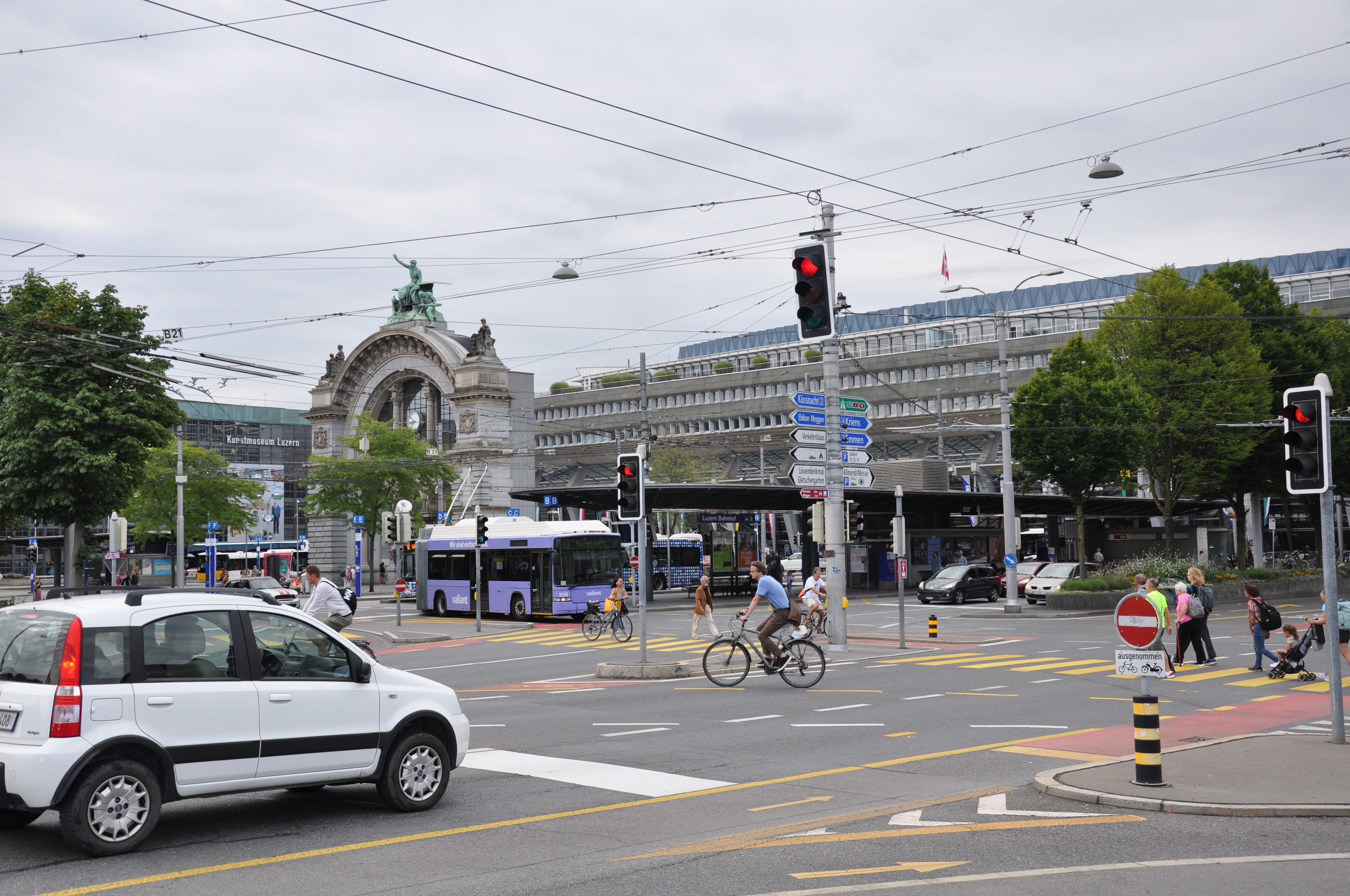Mobilität am Bahnhof Luzern