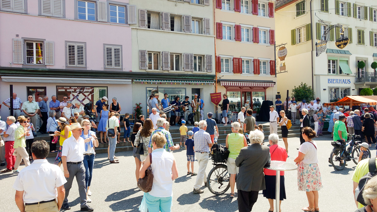 Die Stadt Luzern lädt die Bevölkerung als Gastgemeinde zum bunten Apéro ein