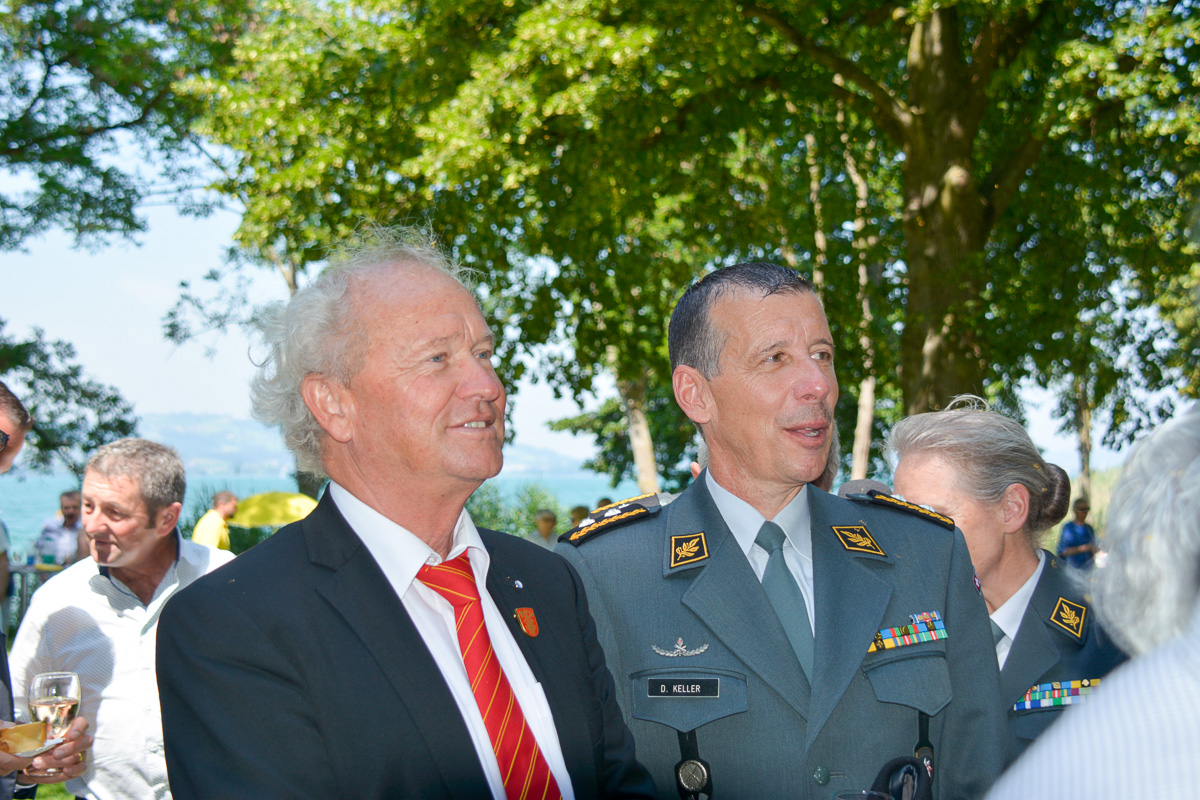 Regierungsrat Paul Winiker und  Divisionär Daniel Keller